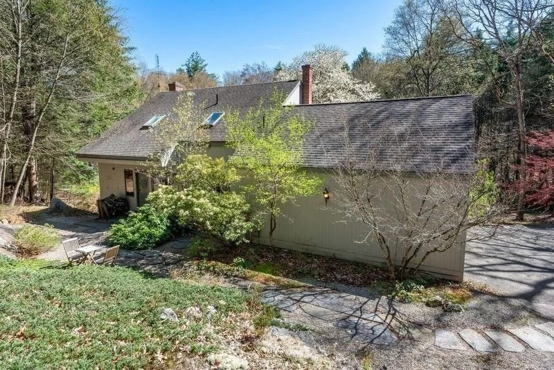 Photo of 20 Lawton Rd