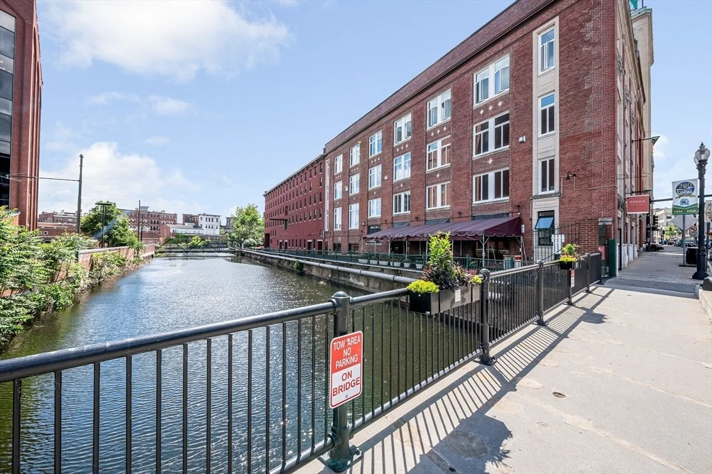 Photo of Unit 201 at 15 Kearney Sq