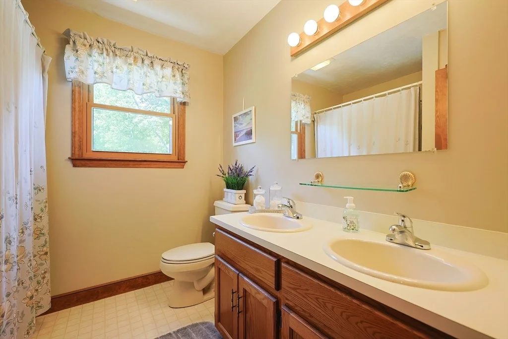 Photo of 15 Amys Way