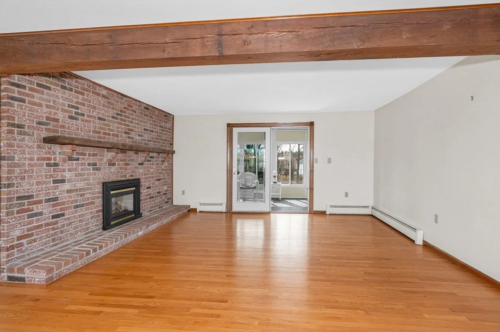 Photo of 287 Fox Ave