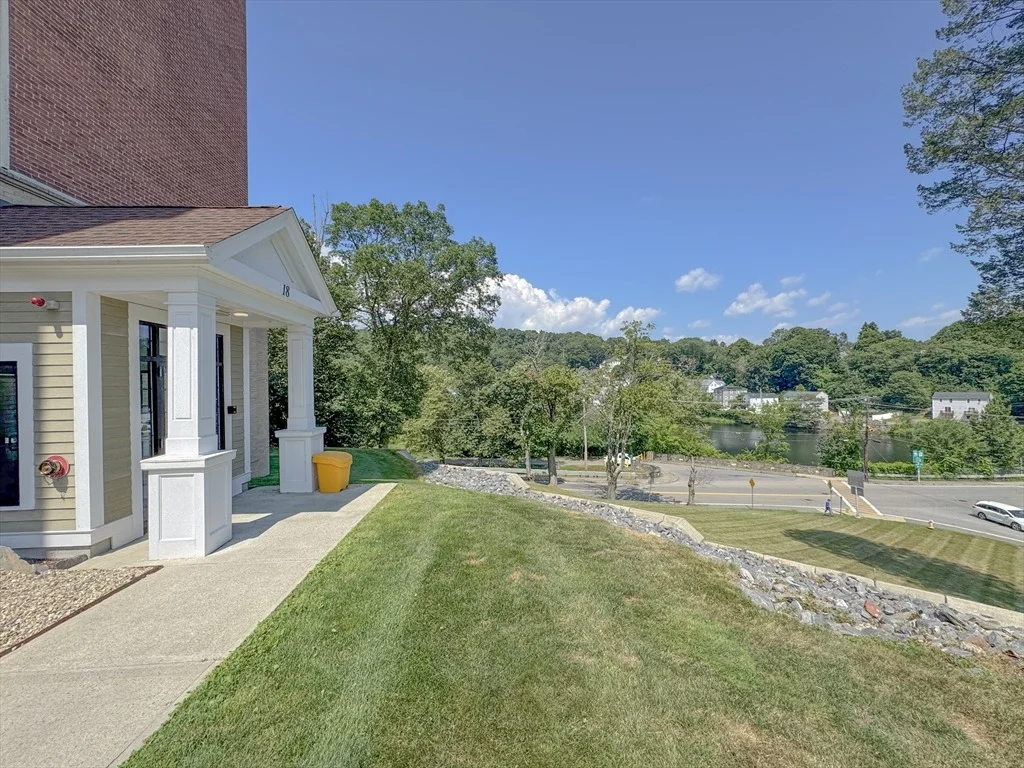 Photo of Unit 331 at 18 Eagle Nest
