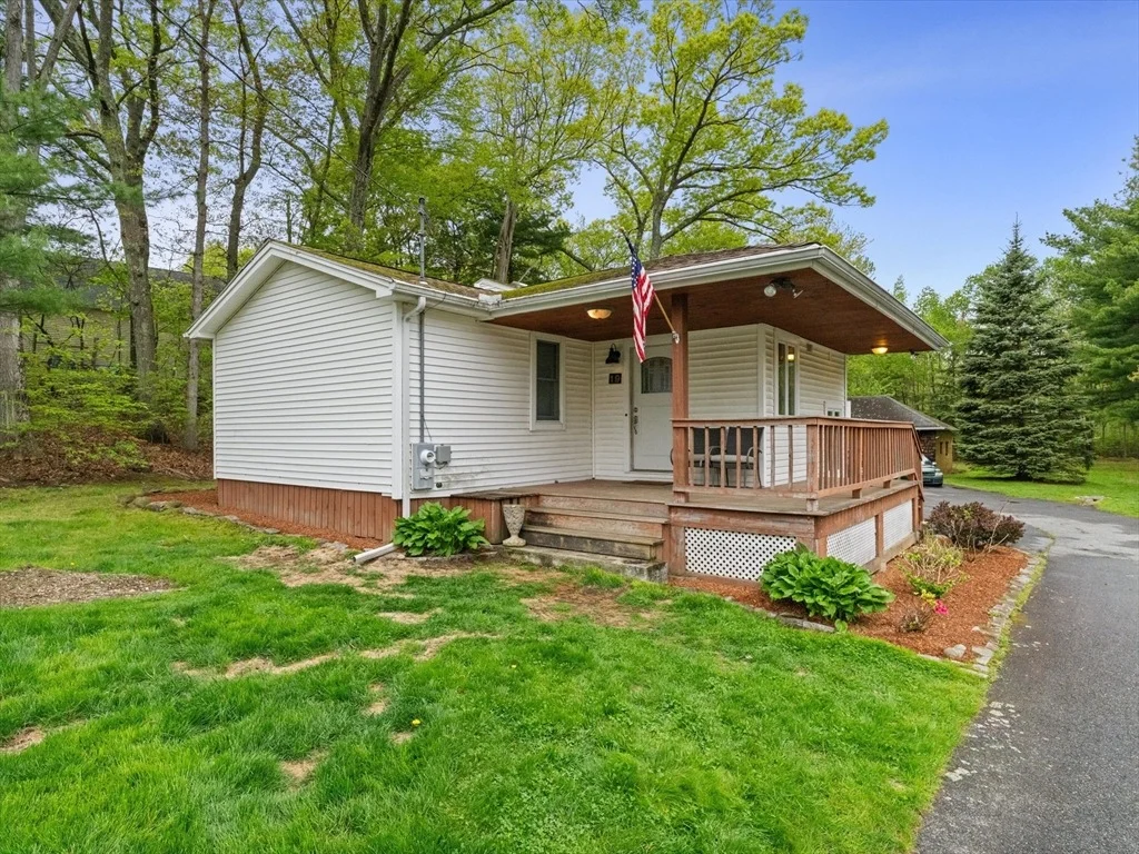 Photo of 19 Cedar Rd