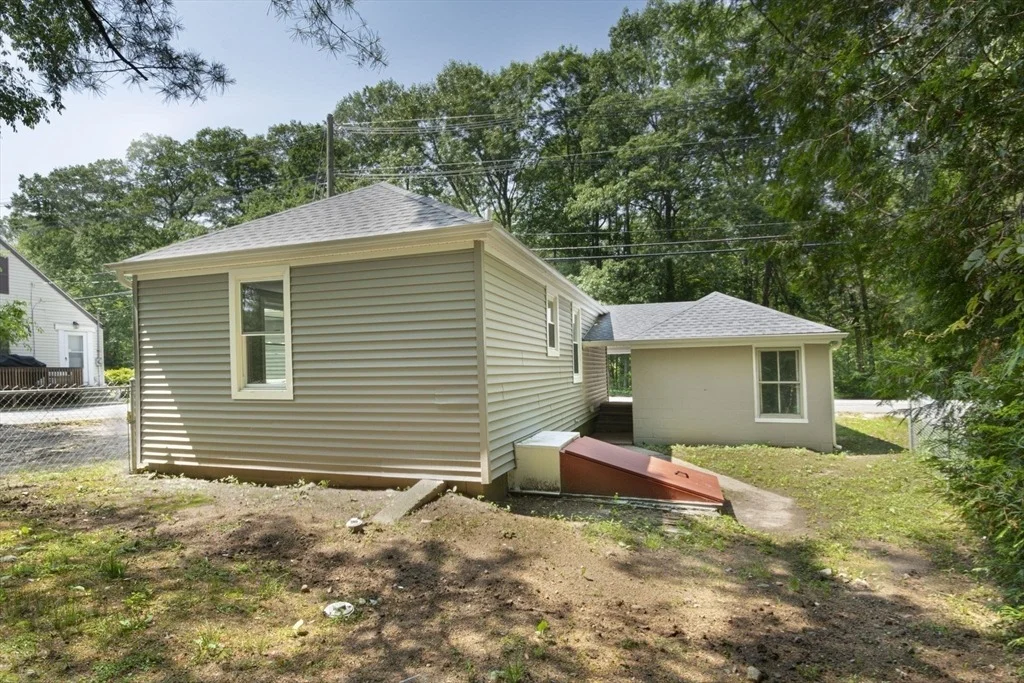 Photo of 394 Douglas St