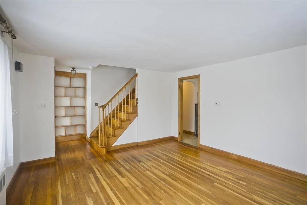 Photo of 30 Elliot Ave.