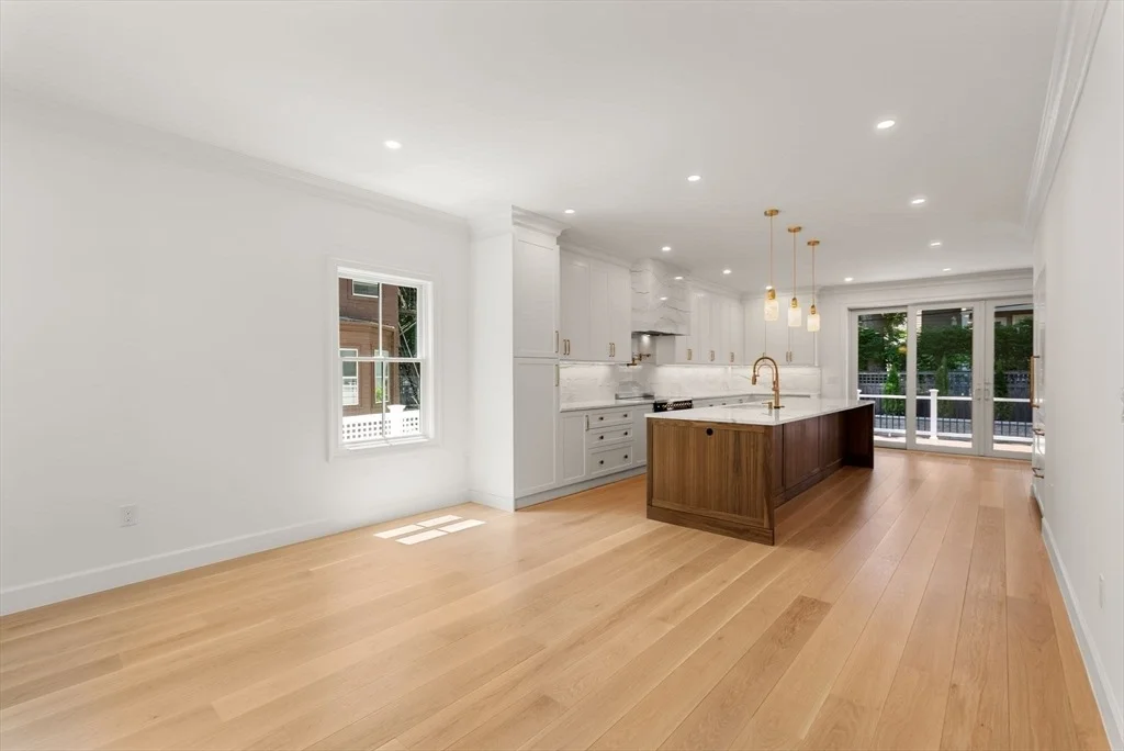 Photo of 18 Naples Rd