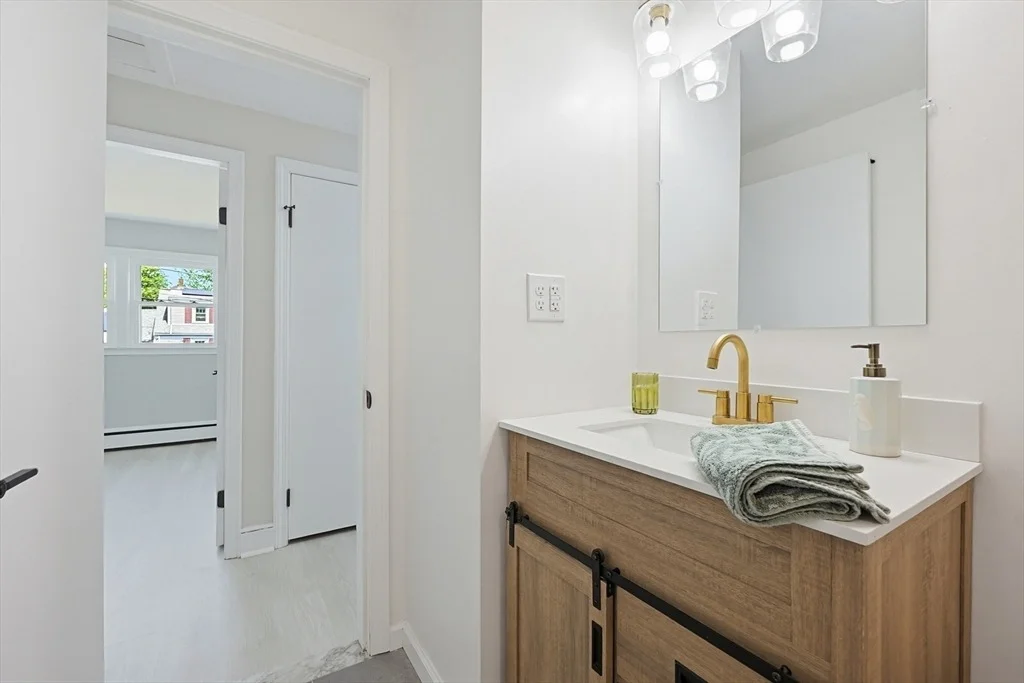 Photo of 6 Almond Dr