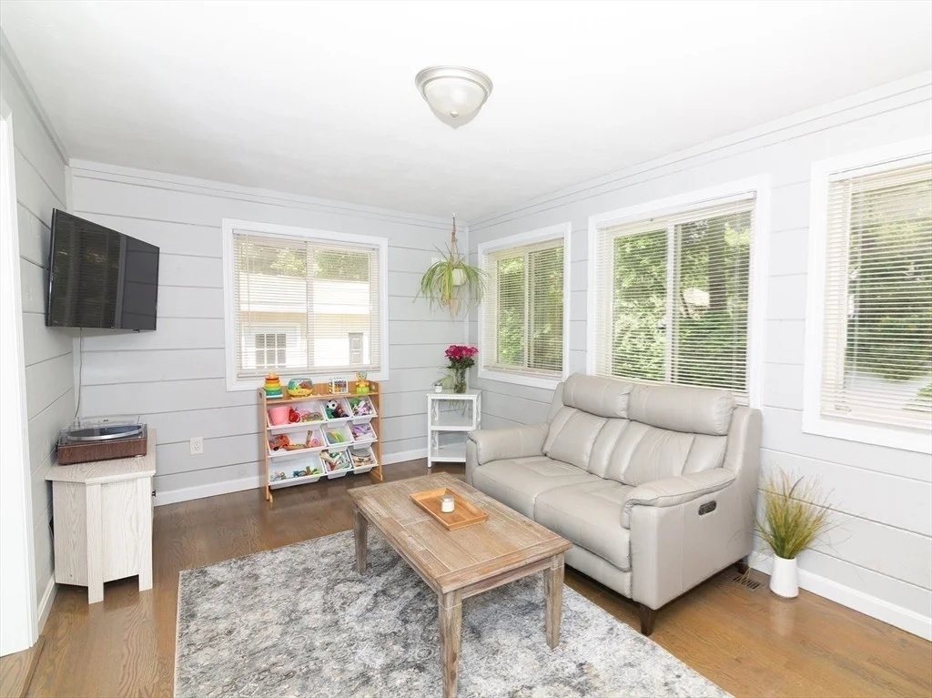 Photo of 42 Bruce Road