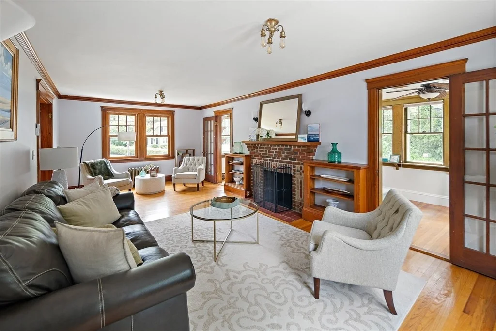 Photo of 162 Forest St