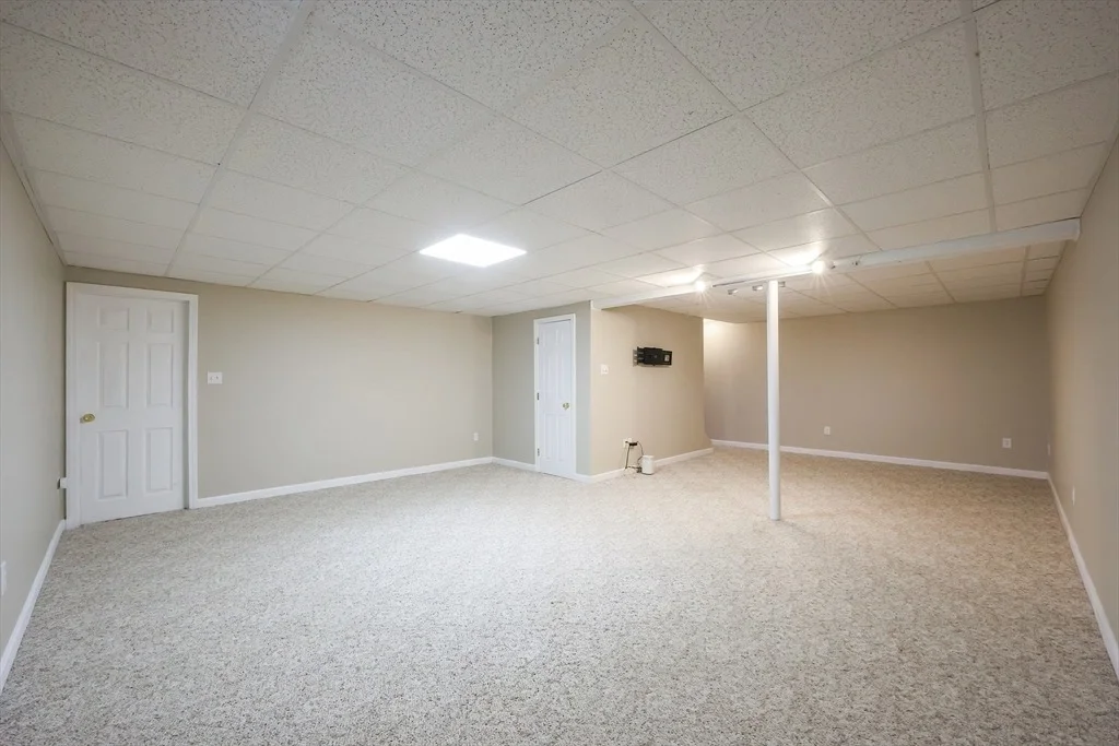 Photo of 16 Jasons Path