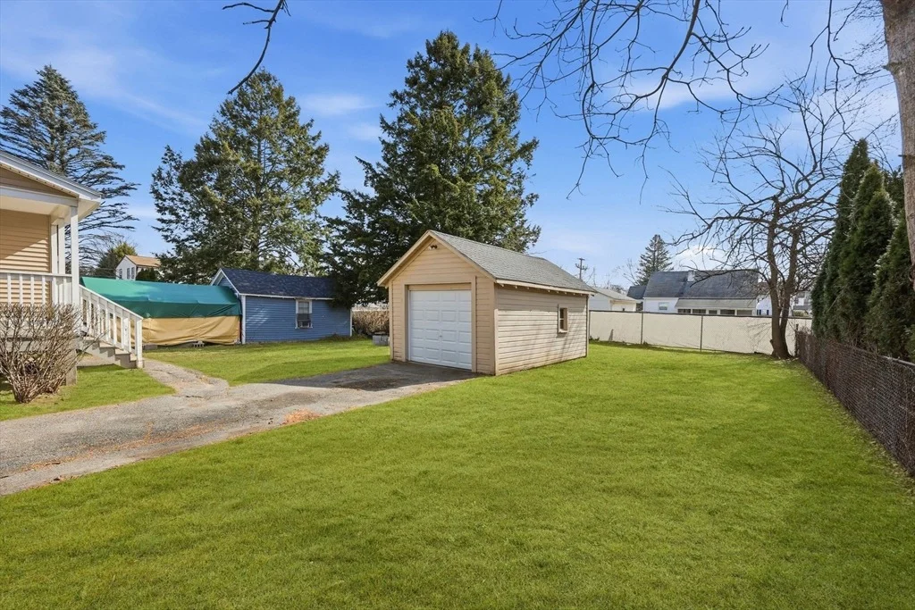 Photo of 32 Allen Ave