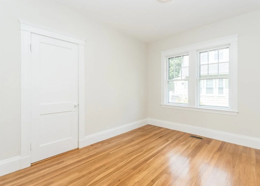 Photo of 20 Mayall Road