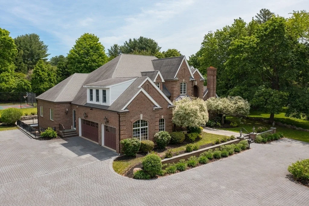 Photo of 60 Whittier Rd