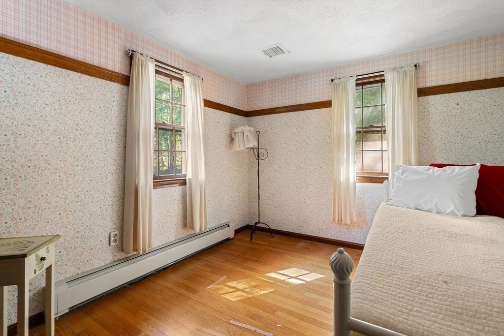 Photo of 1200 Forest St