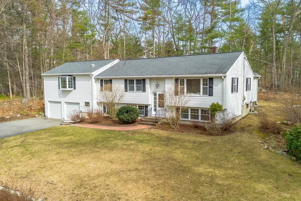 Photo of 10 Lincoln Drive