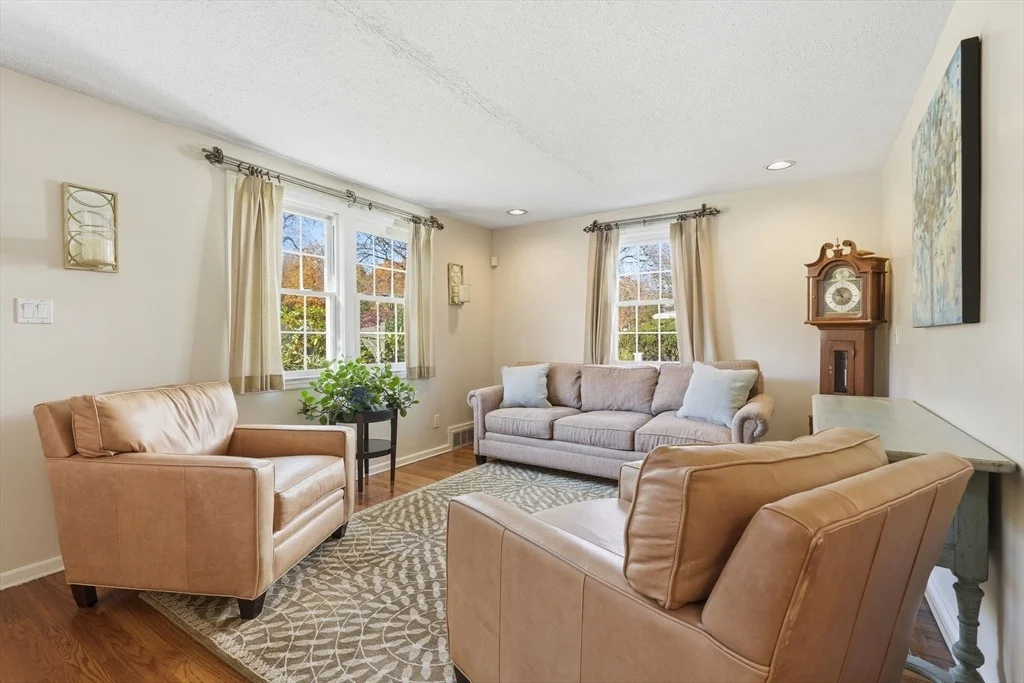 Photo of 50 Overlook Dr