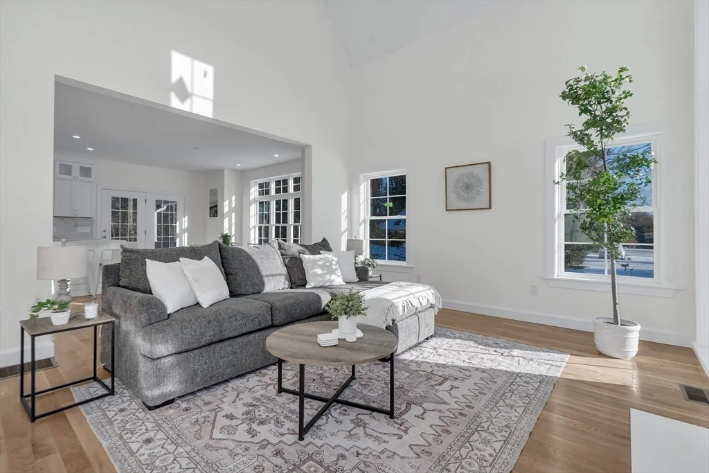 Photo of 25 Columbine Rd