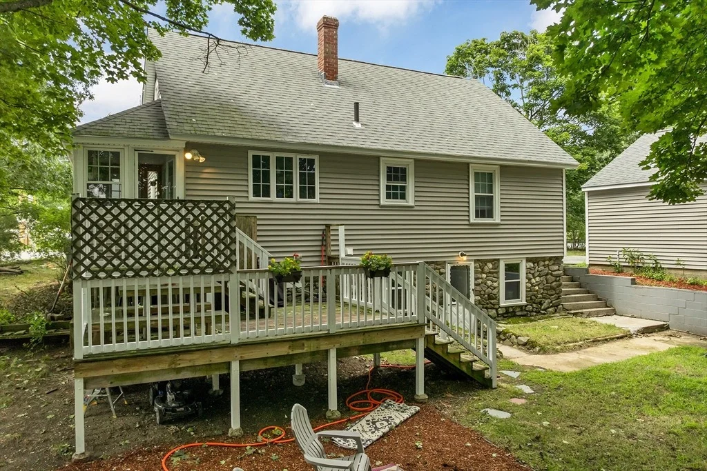 Photo of 121 Elm St