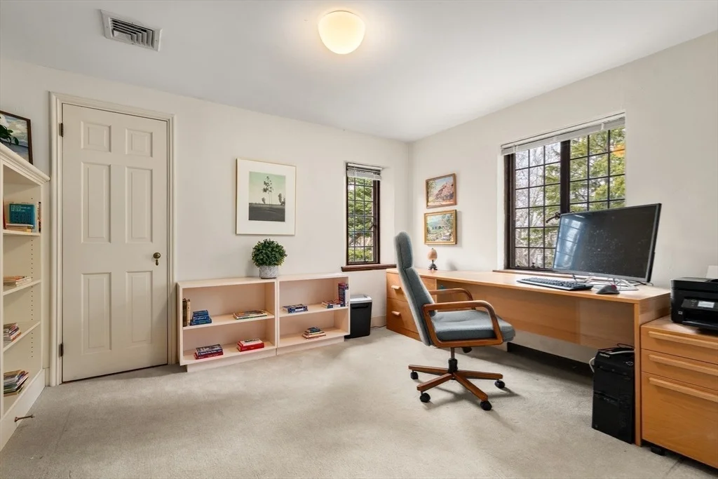 Photo of 8 Penniman Road