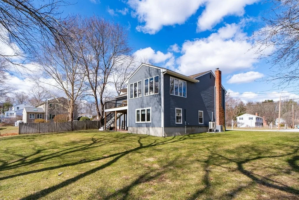 Photo of 25 Longmeadow Rd