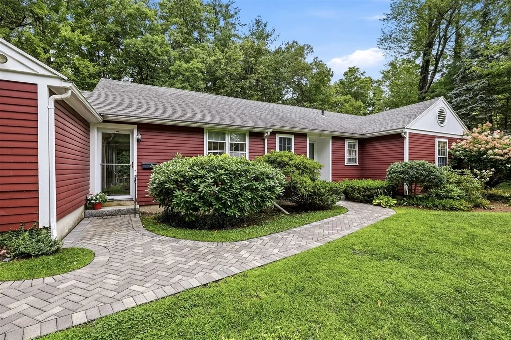 Photo of 18 Red Gate Ln