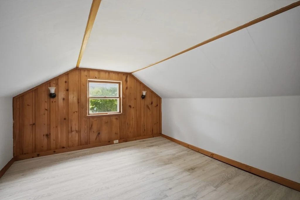 Photo of 28 Lake Dr