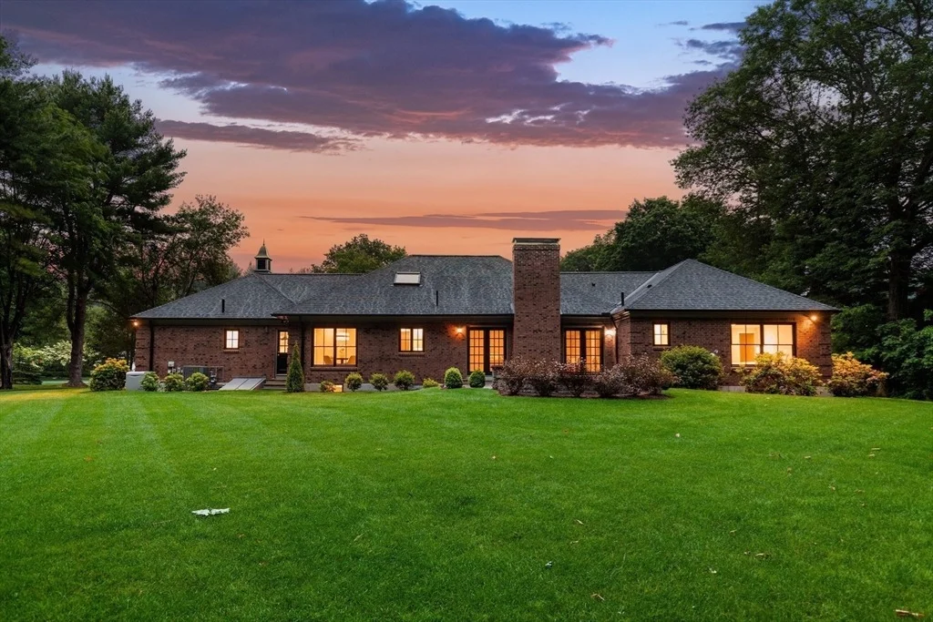 Photo of 8 Brent Rd