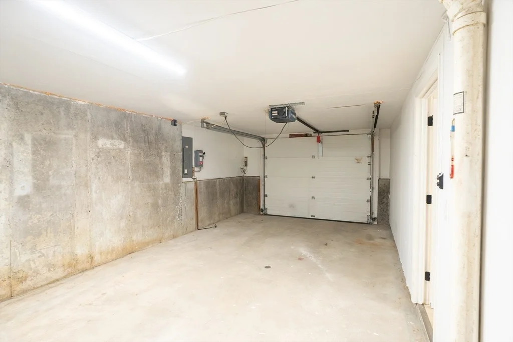 Photo of 67 Paris Ave