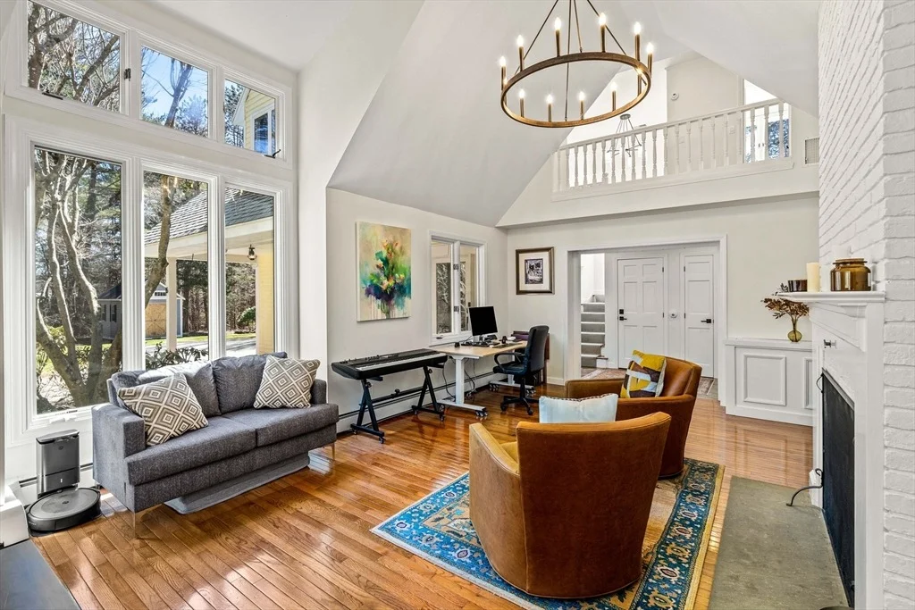 Photo of 16 Beaver Pond Rd