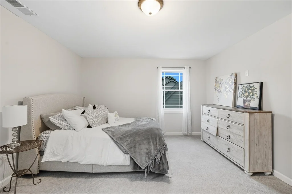 Photo of 66 Elaine Cir