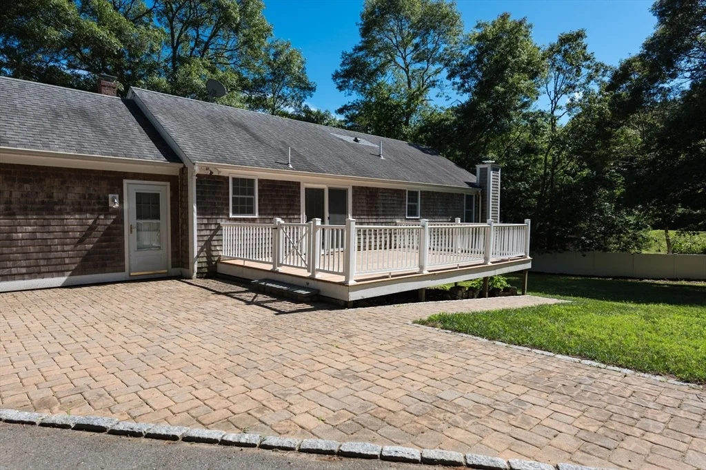 Photo of 35 Sharon Cir