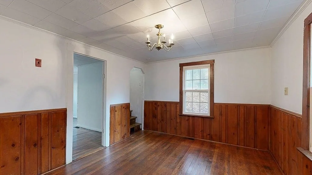 Photo of 450 Mount Wayte Ave