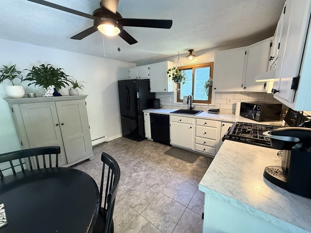 Photo of 48 Vincent Cir