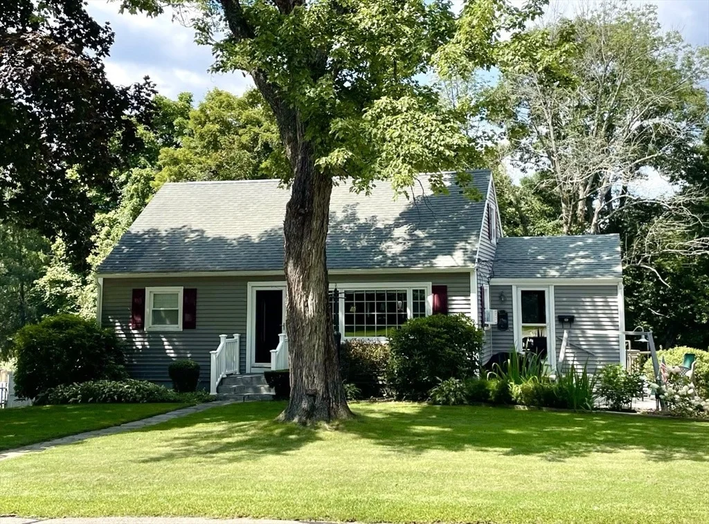 Photo of 10 Brookside Drive