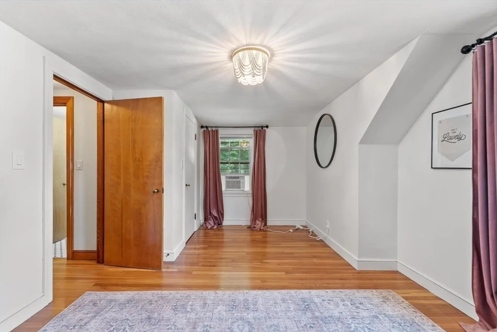 Photo of 463 Cedar Brook Rd