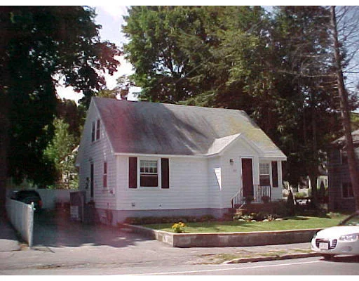 Photo of 184 Princeton Blvd