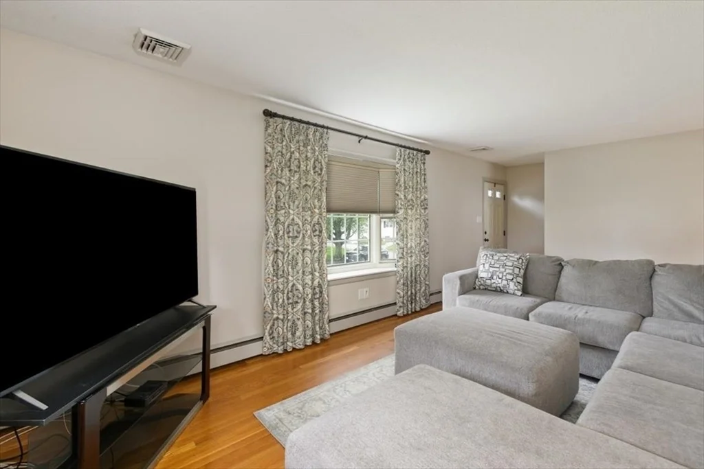 Photo of 15 Erhardt Terrace