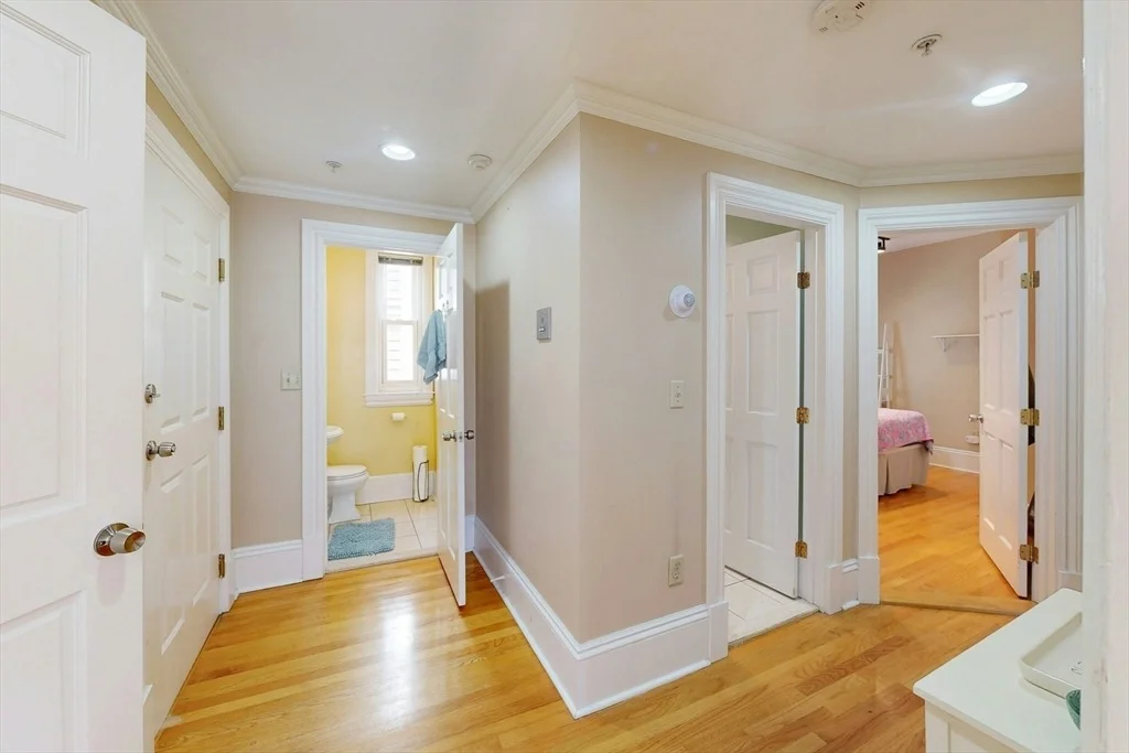 Photo of Unit A2 at 561 Broadway