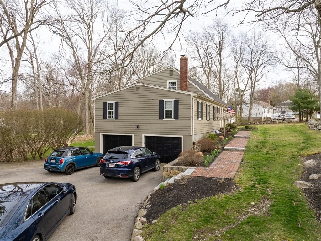 Photo of 51 Mann Lot Rd