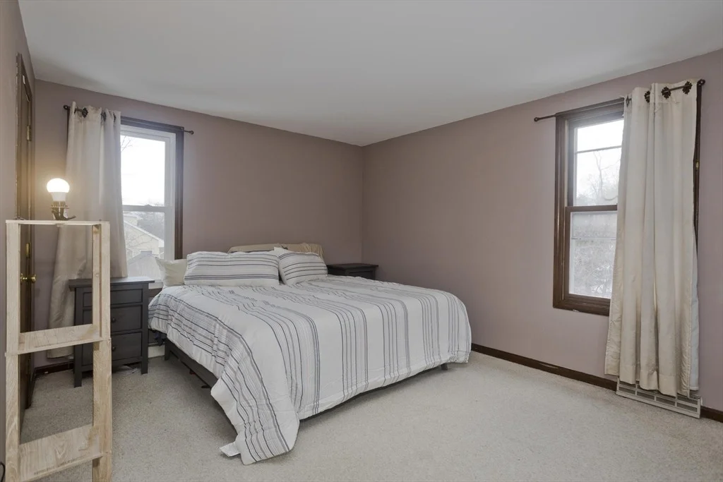 Photo of 11 Claren Dr