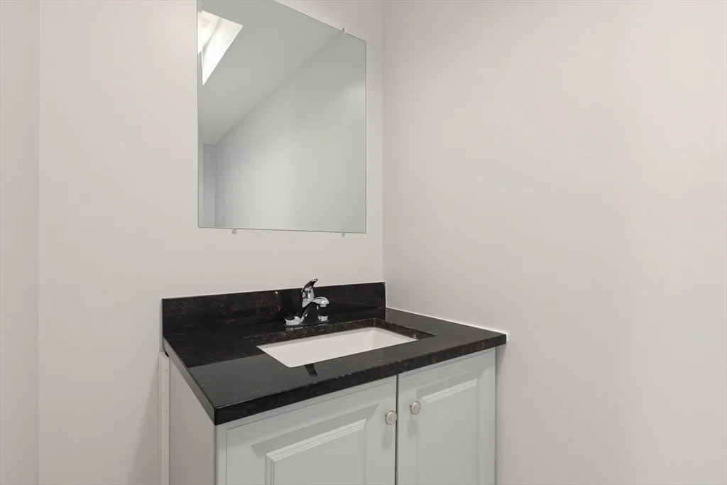 Photo of 70 Swan Ave