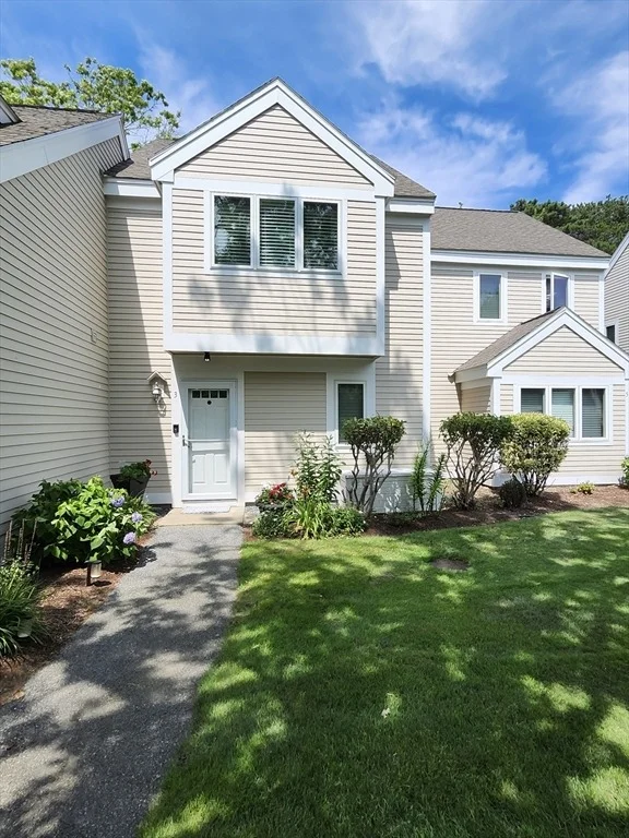 Photo of Unit 3 at 3 Howland Cir