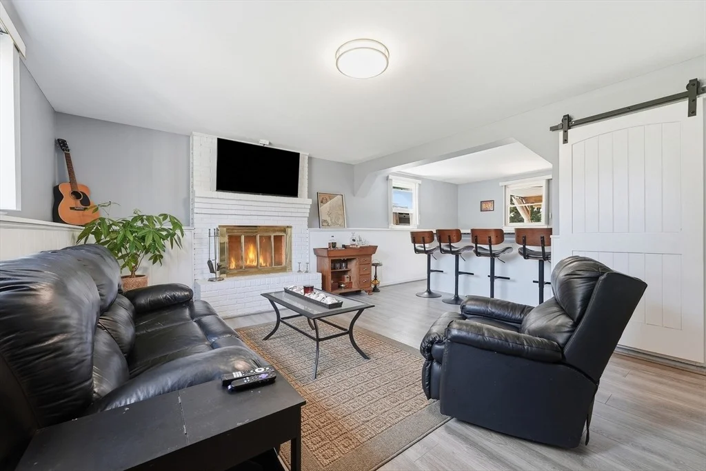 Photo of 98 Mclean Parkway