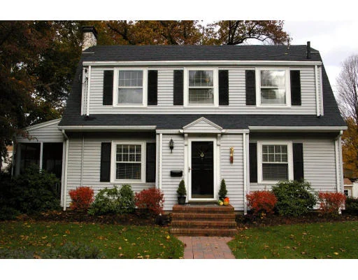 Photo of 1259 Great Plain Avenue