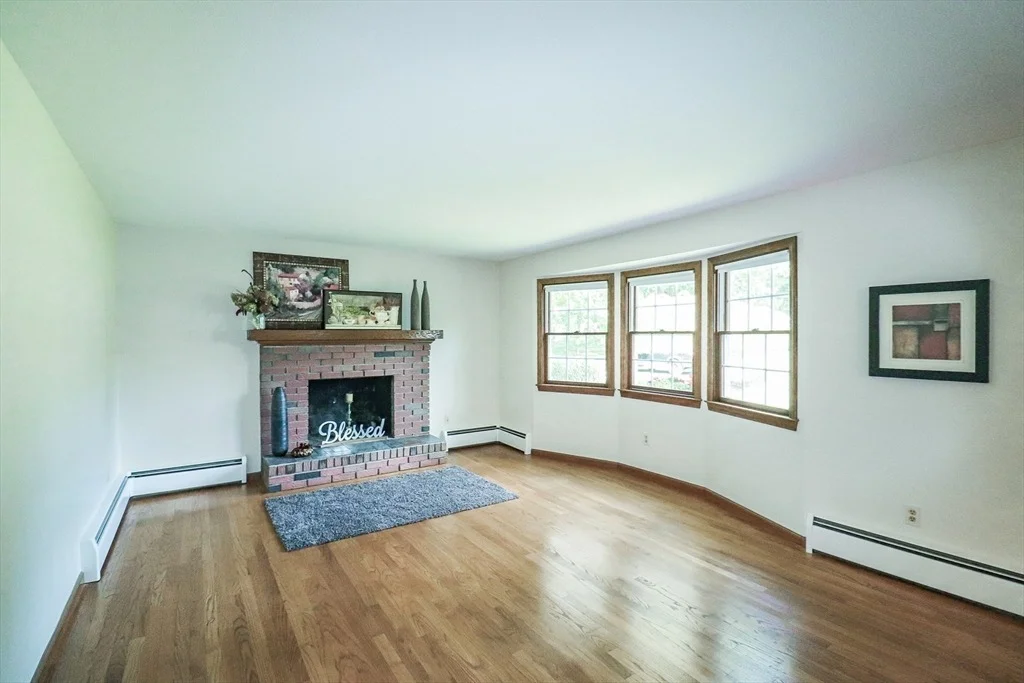 Photo of 14 Raymond Drive