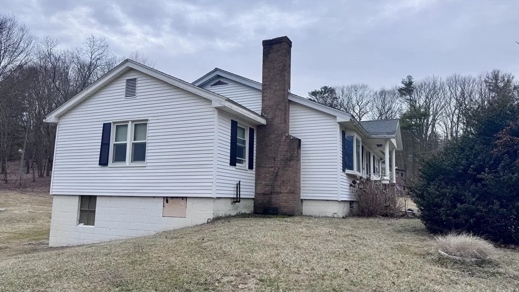Photo of 266 Putnam Hill Rd