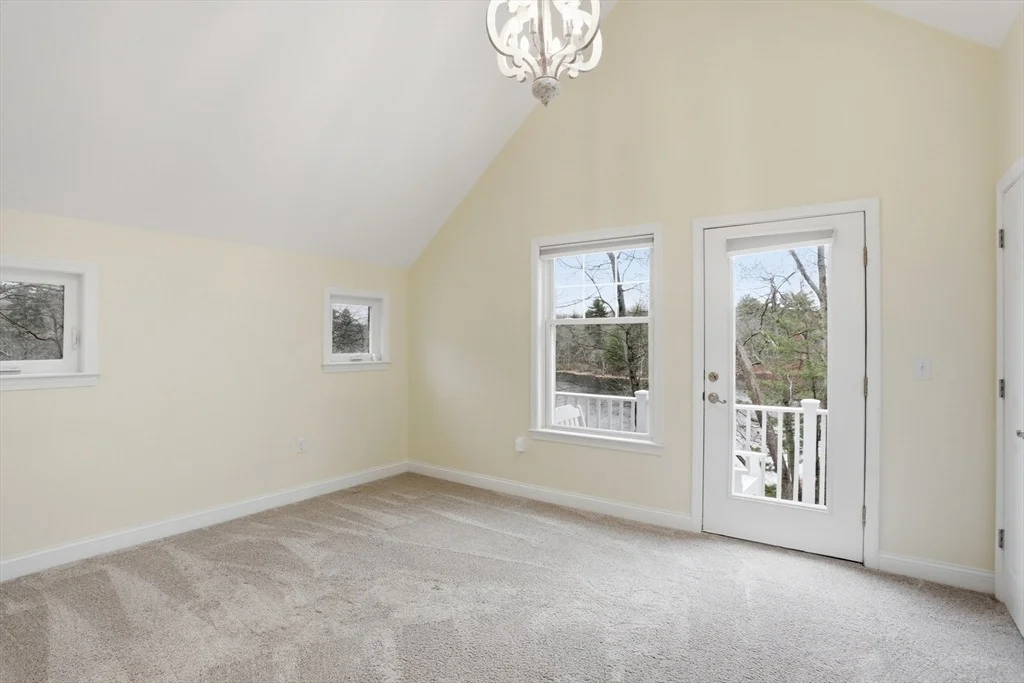 Photo of 284 Whiley Rd