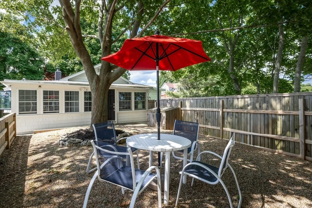Photo of 5 Eagle Hill Rd