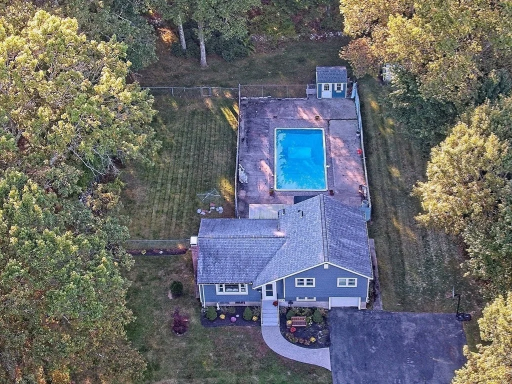 Photo of 303 Oak St