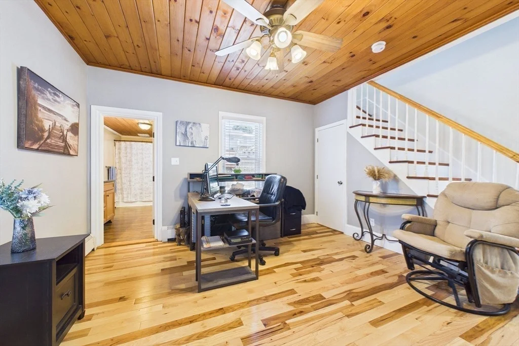 Photo of 87 Stowe St