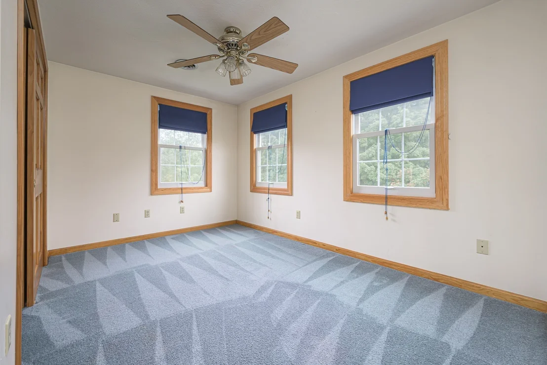 Photo of 49 Fieldstone Dr
